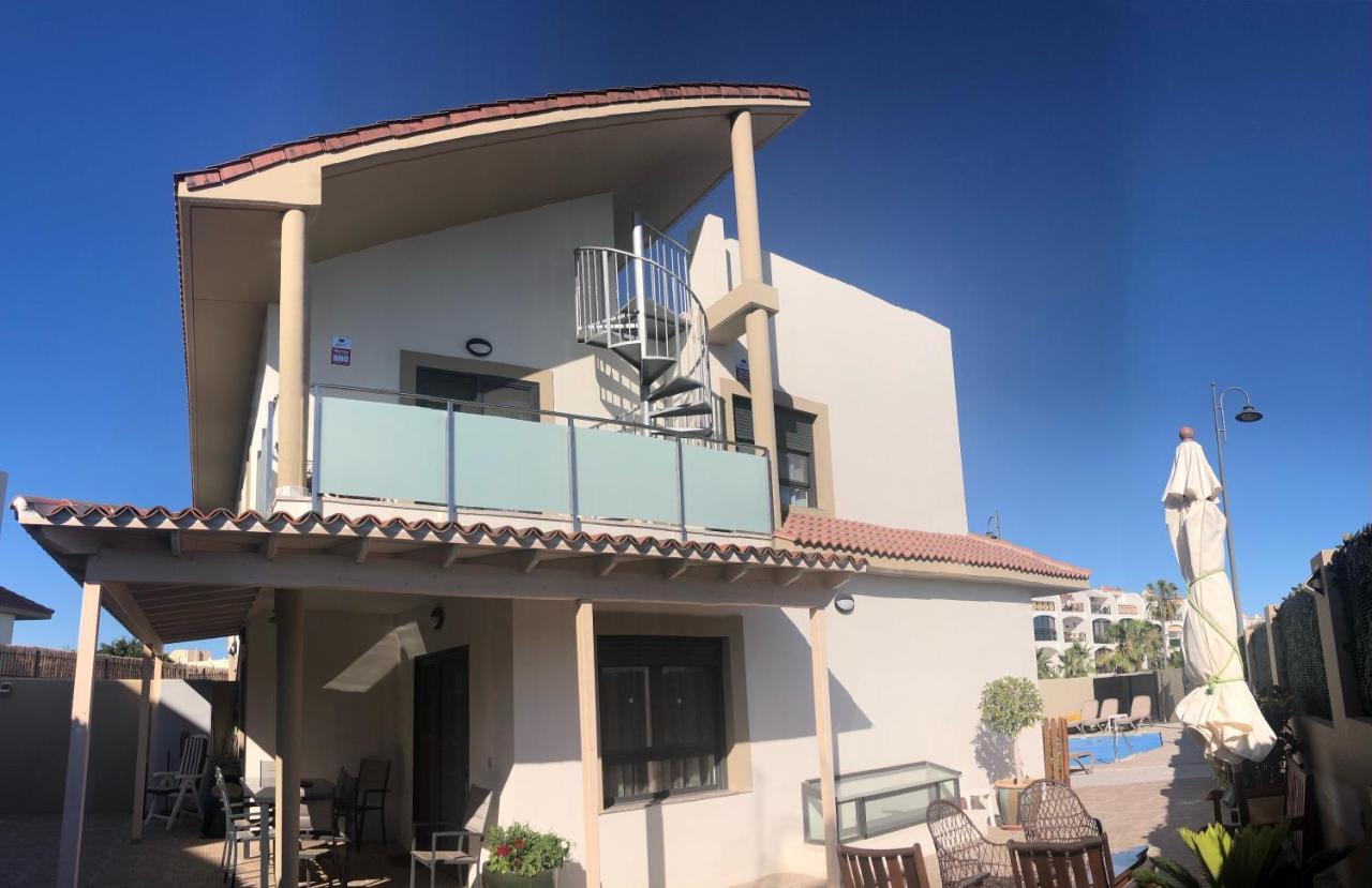 Villa Golf Y Mar 圣米格尔德阿沃纳 外观 照片