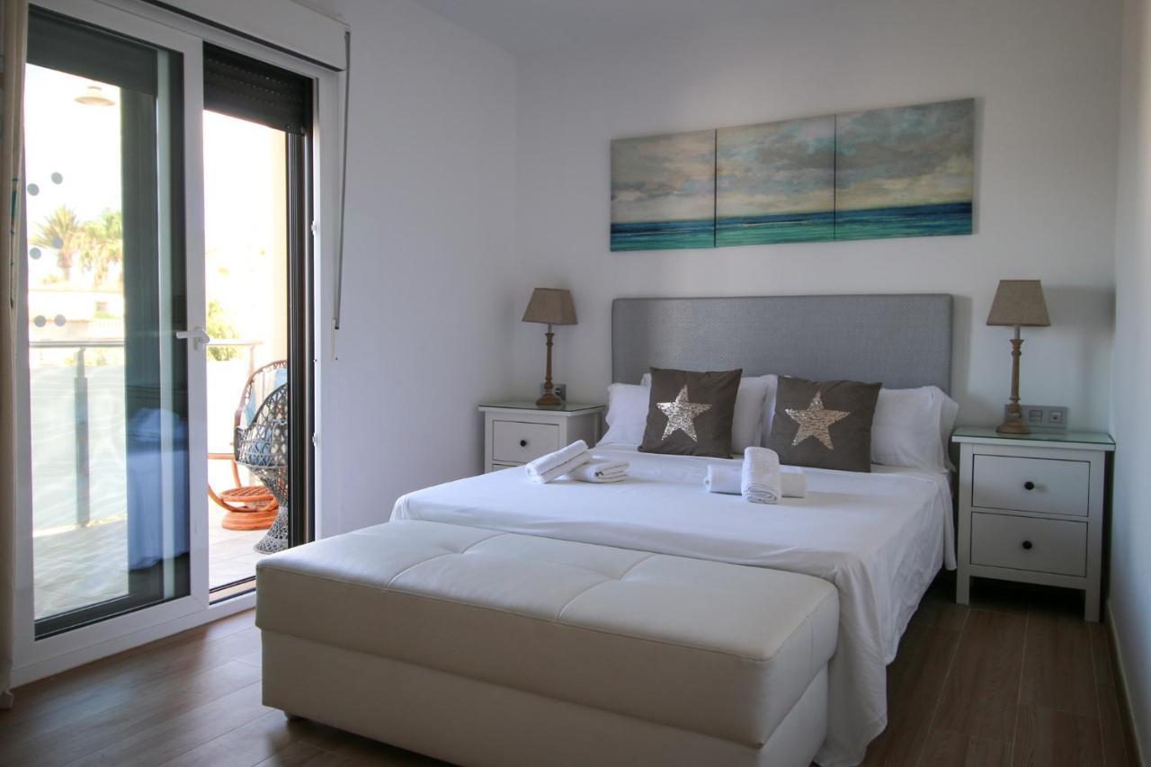 Villa Golf Y Mar 圣米格尔德阿沃纳 外观 照片